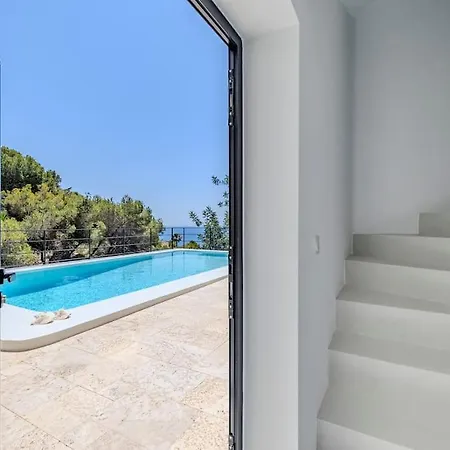 Stylish Villa, Stunning Views In Javea